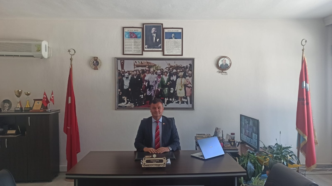 Okul Müdürümüz Mehmet SARAÇ'ın 2023-2024 Eğitim-Öğretim Yılı Mesajı